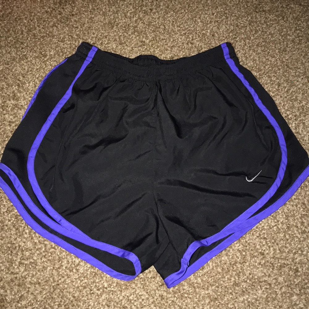 Women’s Nike Tempo Shorts